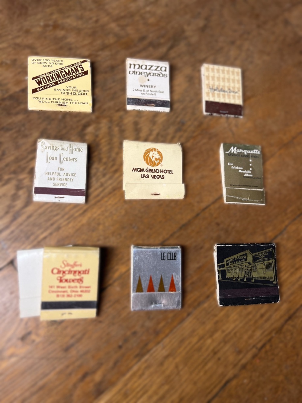Vintage Matchbook Pack - Beige and Brown
